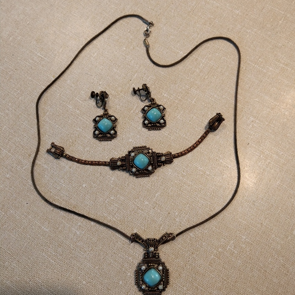 Jewelry,,,fun stuff!